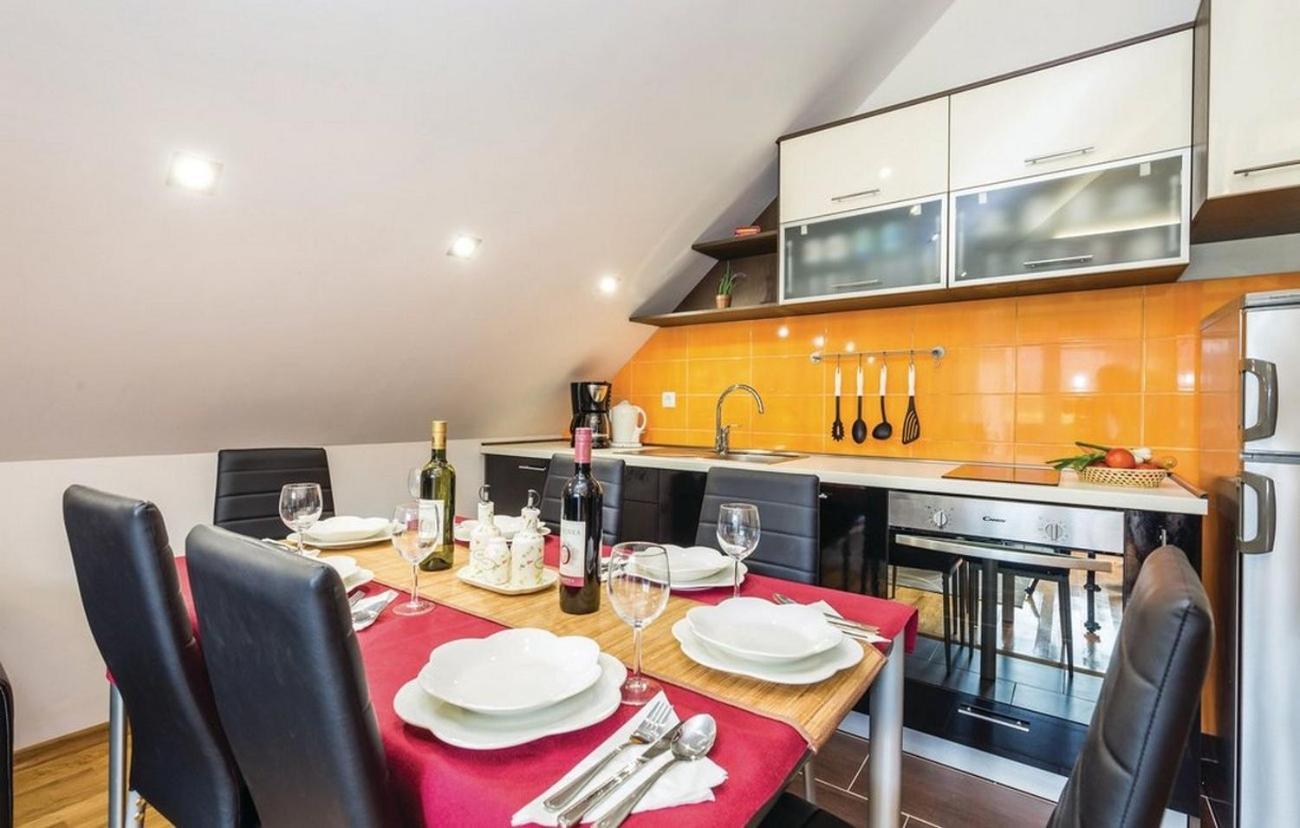 Apartments For Families With Children Jasenak, Karlovac - 17501 Rom bilde